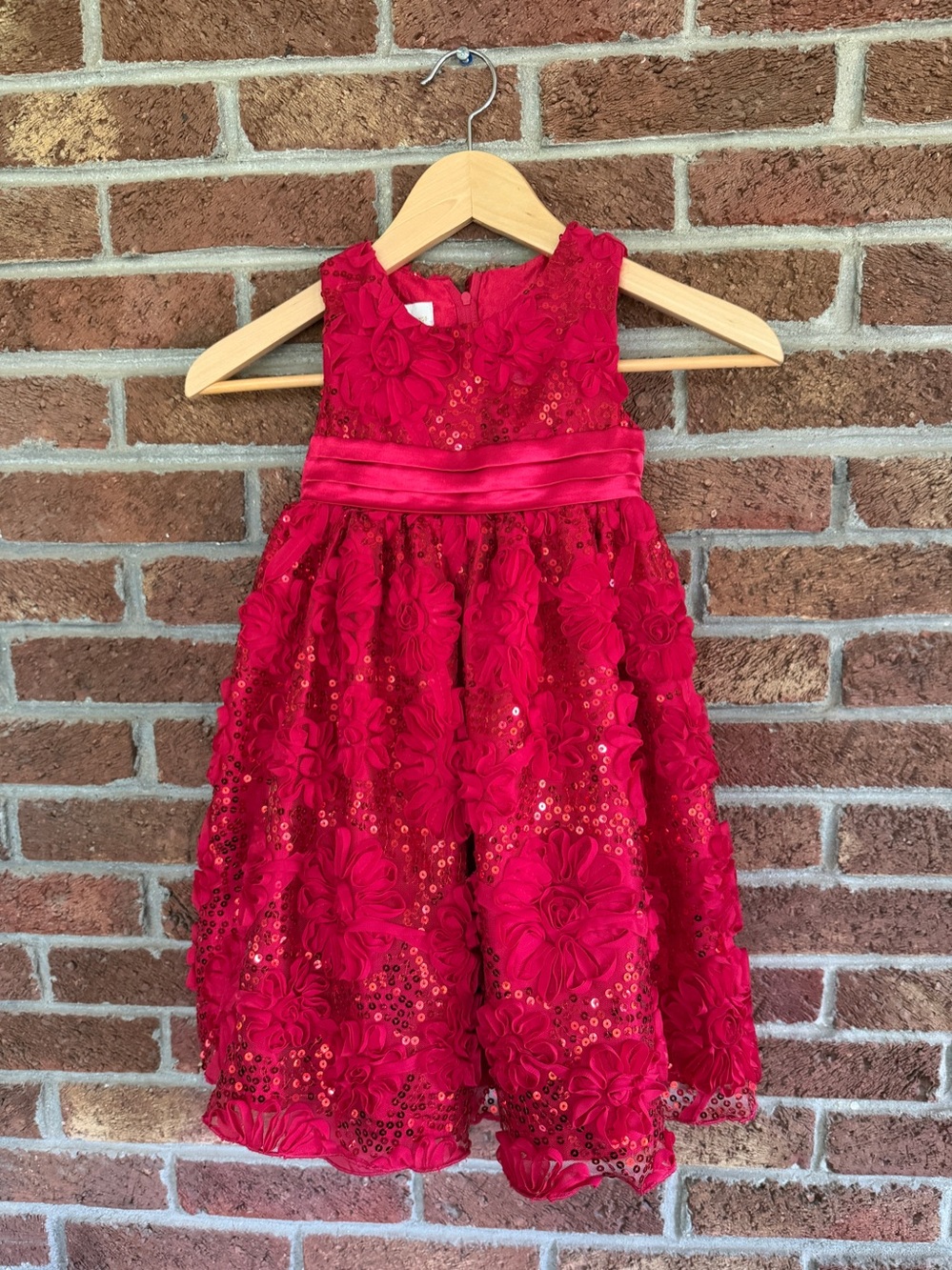 Toddler Girls Red Floral Sequin Party Dress. Size 4. American Princess